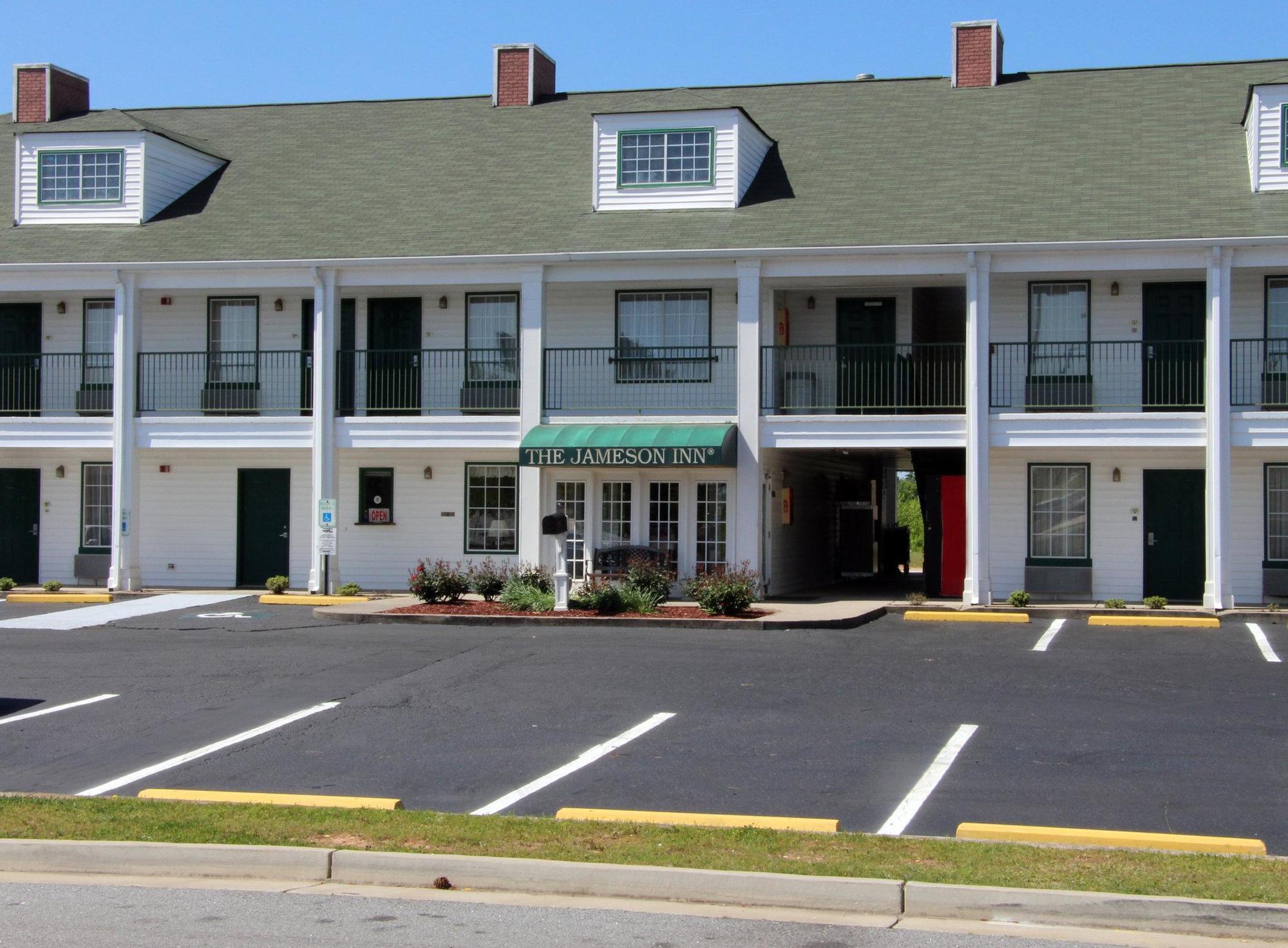 Jameson Inn - Oakwood Exterior photo