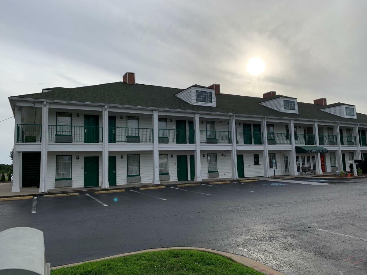 Jameson Inn - Oakwood Exterior photo